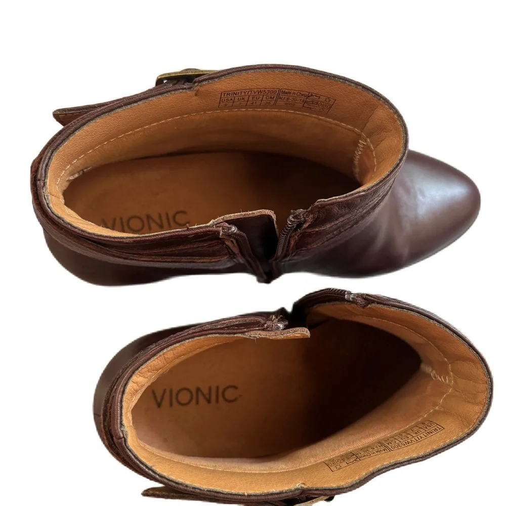 VIONIC Women's‎ Trinity Boots Chocolate Brown Leather Size 9 Booties Ankle Boot